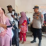 Polsek Seruway Aktif dan Efektif Pam Penyaluran Jadup di Pos Indonesia KCP Seruway