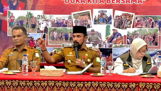 Bupati Al – Farlaky Evaluasi Huntara Bersama Vendor dan BNPB