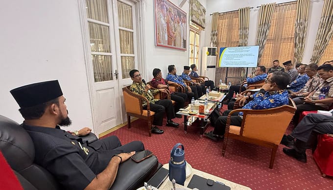 Bupati Al-Farlaky Hadiri Sosialisasi Teknis Pelaporan Kinerja Daerah