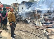 13 Pintu Ruko di Penaron Ludes Terbakar