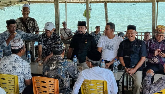 Hadiri Khanduri Laot, Bupati Al-Farlaky Ajak Sinergi Bangun Aceh Timur Berbasis Kearifan Lokal