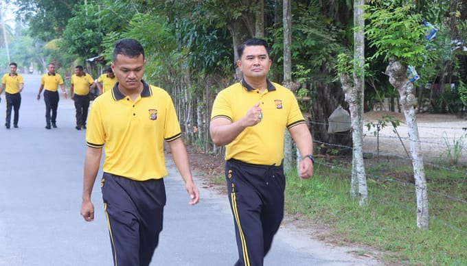 Kapolres Aceh Timur Ajak Personel Jalan Santai, Bangun Semangat Sehat dan Solid